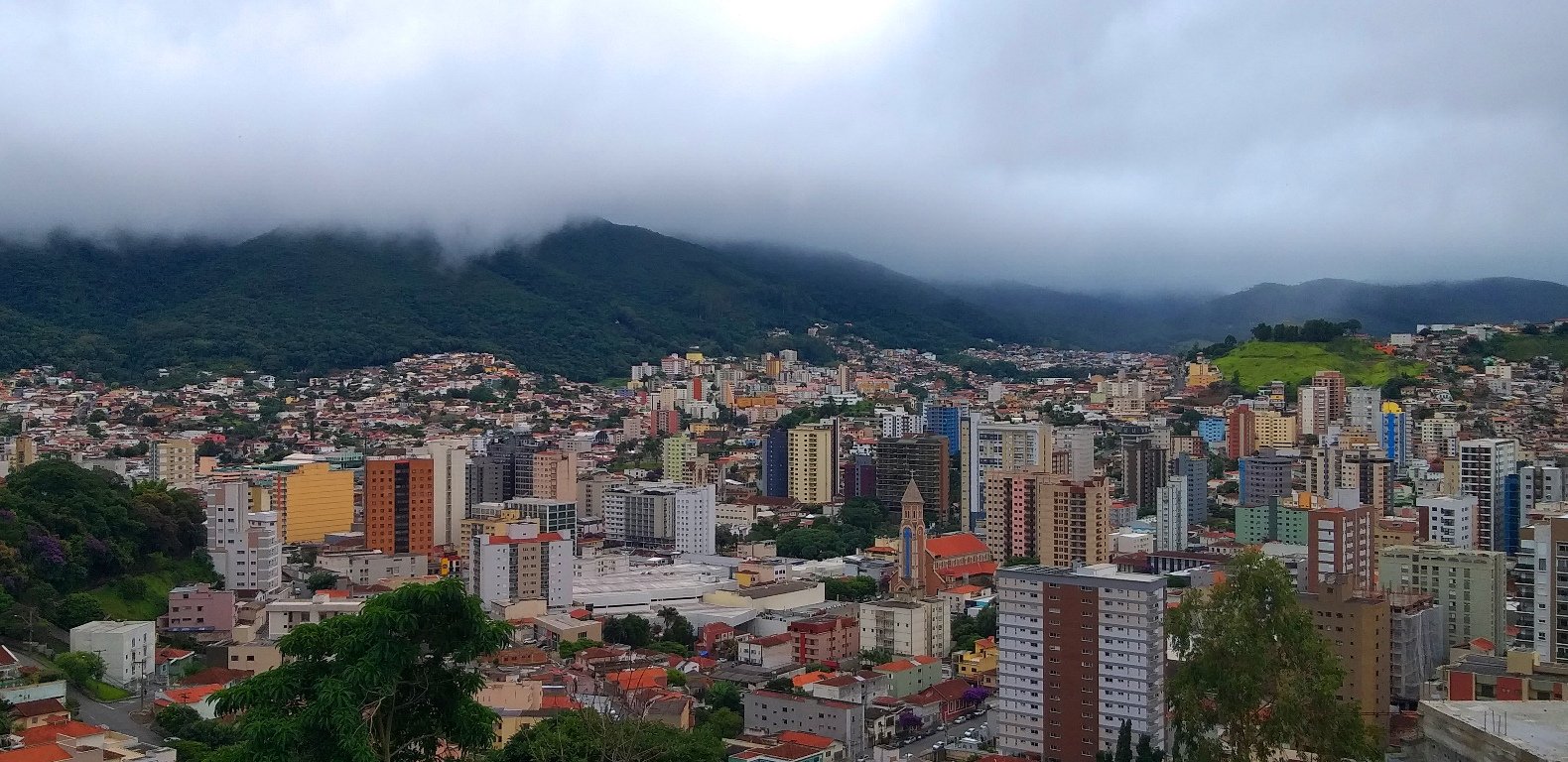 Meteorologia prevê tempestade e ventos fortes