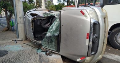acidente entre onibus e caminhonete