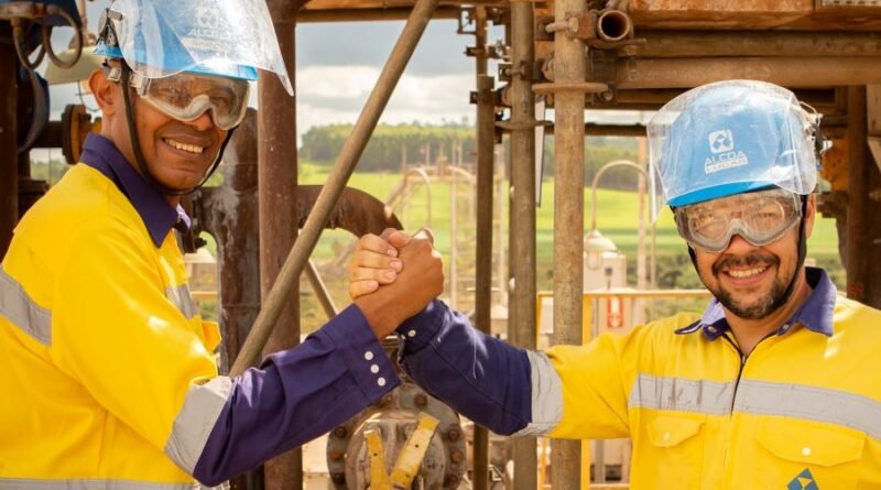 funcionários da Alcoa