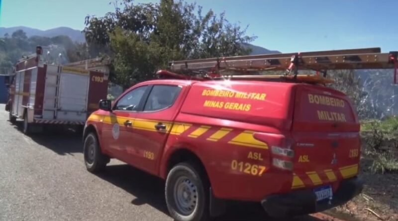 incêndio terreno baldio andradas