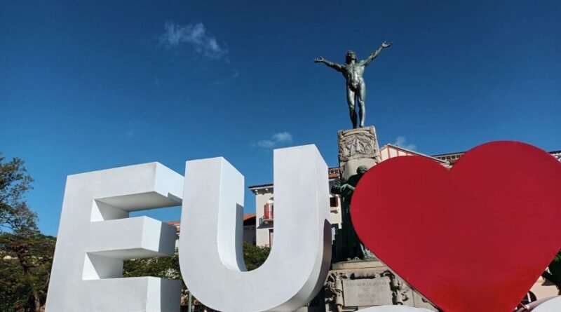 praça pedro sanches letreiro eu amo poços de caldas