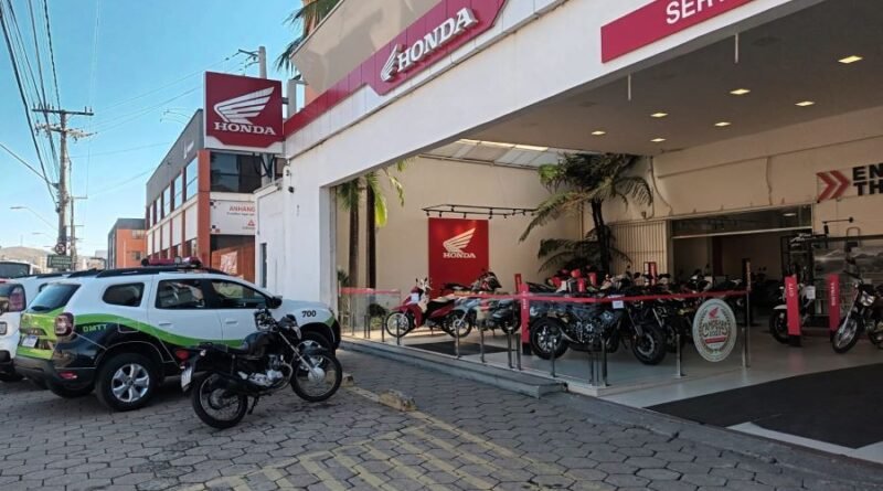 tentativa de furto de moto em concessionária