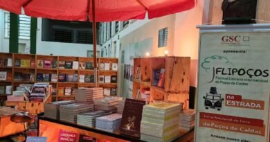 flipoços no hack town