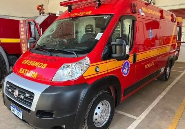 ambulância corpo de bombeiros