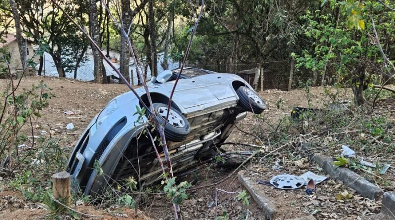 acidente fatal estrada dos pessegueiros - foto marcos correa