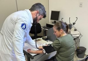 motorista realizando exames médicos para CNH