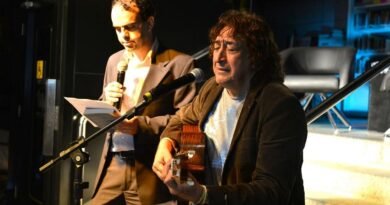 O músico e compositor Toninho Horta, um dos fundadores do histórico Clube da Esquina, e o jornalista, escritor e poeta Petrônio Souza.