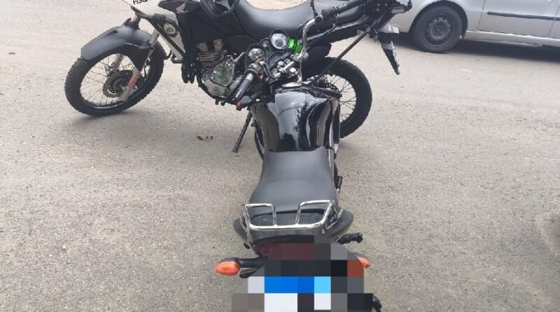 moto apreendida pelo Demutran com restrição de apropriação indébita