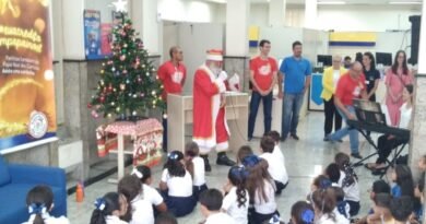 Papai Noel dos Correios no lançamento da campanha em Poços de Caldas-MG