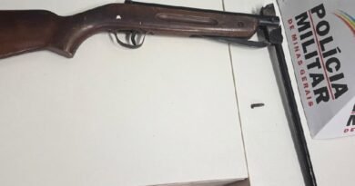 arma de fogo apreendida pelo Tático Móvel