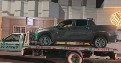 caminhonete roubada recuperada pela PM de Andradas