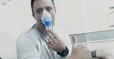 sargento Tardioli da PM de Poços de Caldas que salvou uma criança durante um incêndio