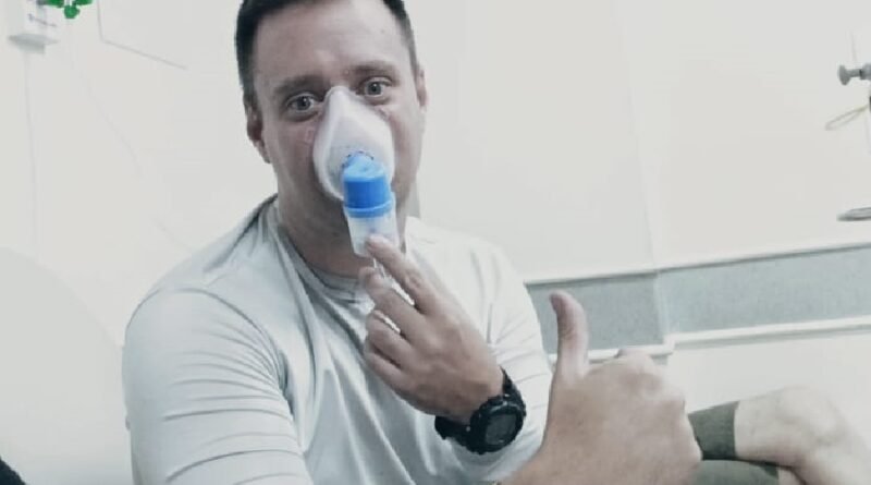 sargento Tardioli da PM de Poços de Caldas que salvou uma criança durante um incêndio