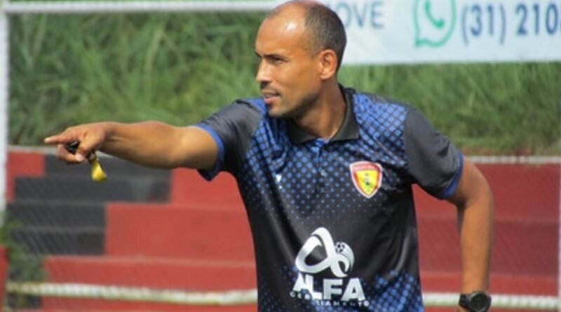 técnico Wellington Simião