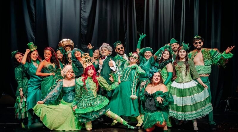 atores do espetáculo Wicked do teatro musical de Poços de Caldas-MG