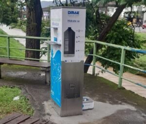 Bebedouro moderno ns Av João Pinheiro