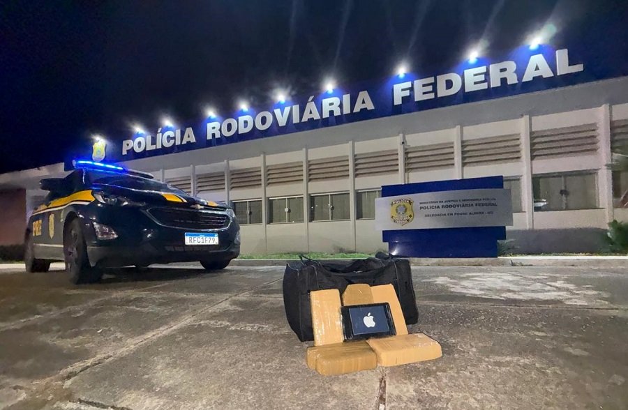 cocaína apreendida pela PRF na rodovia Fernão Dias, em Pouso Alegre-MG