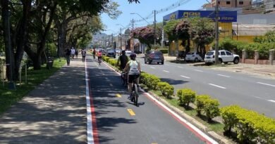 Ciclo via na avenida João Pinheiro em Poços de Caldas-MG