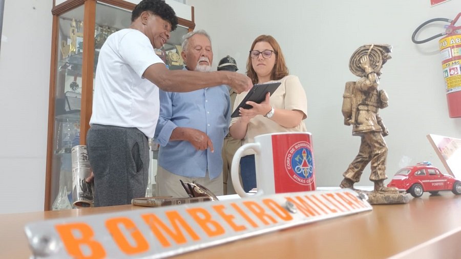 Comandante Benedito, soldado Manoel Dias e a assessora parlamentar Évelin Carvalho