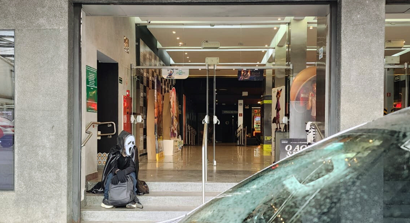 Ghostface pelas ruas de Poços de Caldas-MG