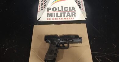 réplica de pistola usada durante ameaça familiar em Poços de Caldas-MG