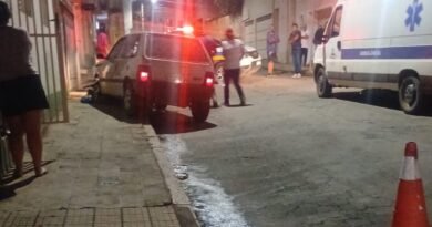 carro envolvido em atropelamento fatal em Campestre-MG