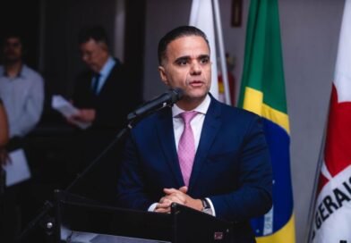 OAB-MG comemora a aprovação do Projeto de Lei 4709/25 que tipifica o golpe do falso advogado como crime autônomo no Código Penal