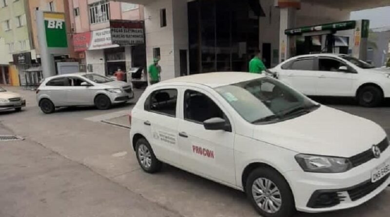 carro de fiscalização do procon de Poços de Caldas
