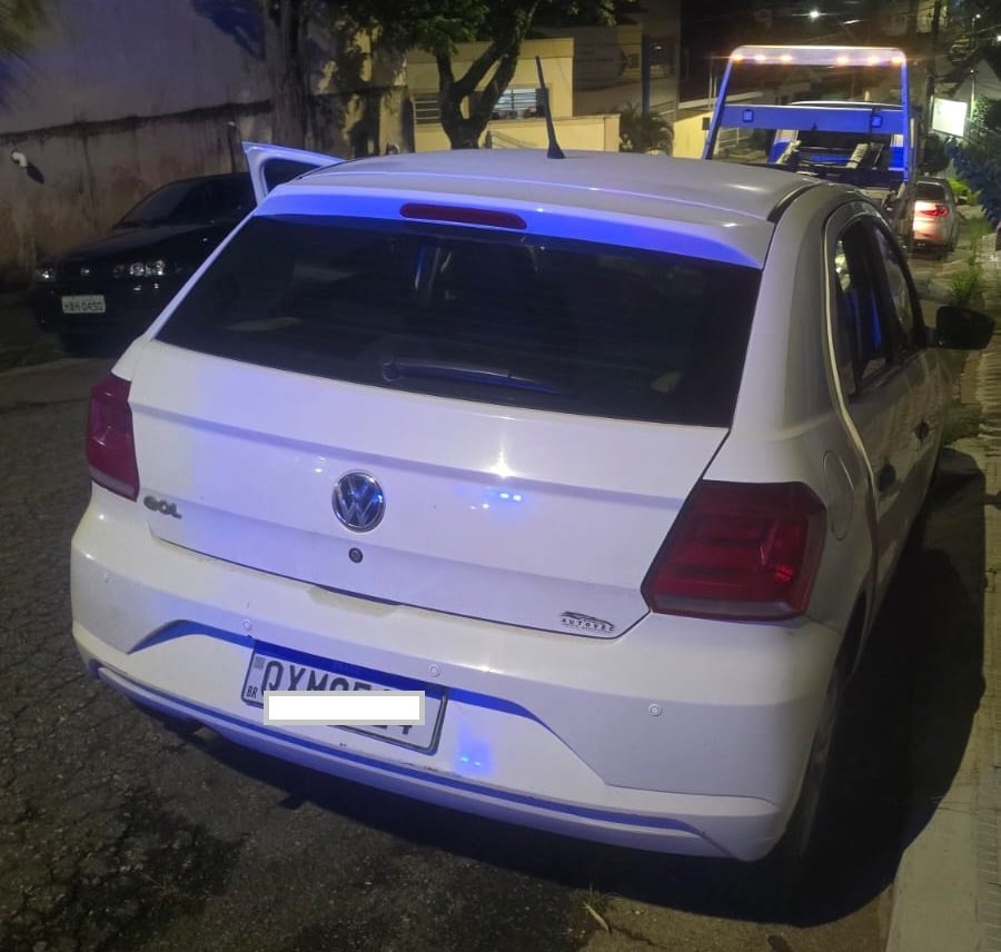 carro furtado recuperado pela PM