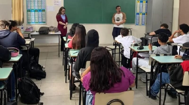 Rodas de conversa abordam enfrentamento à violência contra a mulher nas escolas
