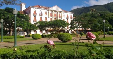 Praça Pedro Sanches em Poços de Caldas