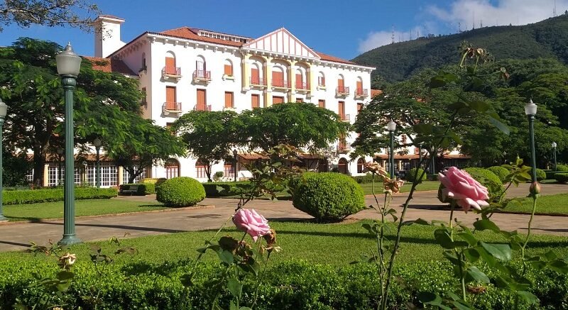 Praça Pedro Sanches em Poços de Caldas