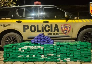 barras de maconha apreendidas pela PMRv em Passos