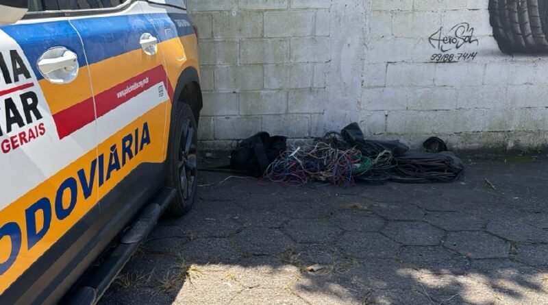 fiação furtada apreendida pela PMRV