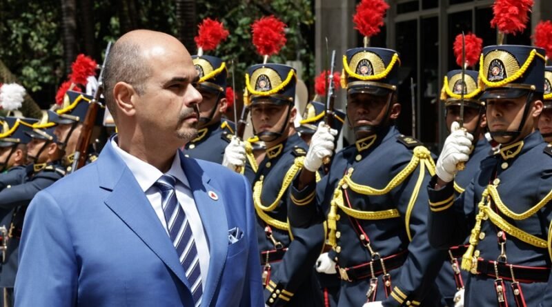 Governador de Minas Gerais Mateus Simões