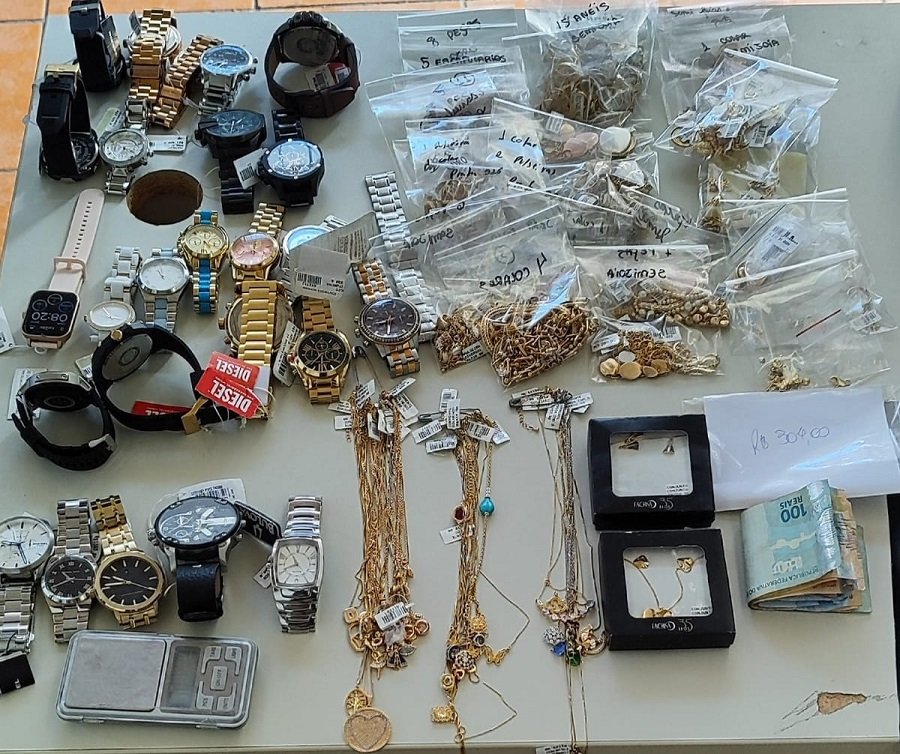 joias furtadas de joalheria no shopping