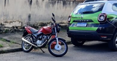moto apreendida pelo demutran em Poços de Caldas