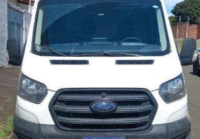 Van furtada e localizada pela PM