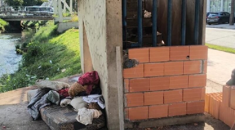 MP pede o fechamento de acessos das plataformas do monotrilho acesso das plataformas do monotrilho