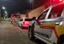 Briga entre irmãos pela guarda de cachorro termina com um baleado na cabeça carro apreendido pela PM após briga entre irmãos