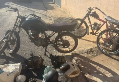 PM desarticula esquema de adulteração de motos furtadas em Campestre moto, bicicleta motorizada e motores adulterados