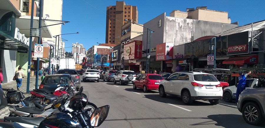 Rua Assis Figueiredo em Poços de Caldas