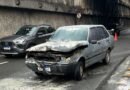 Bombeiros combatem incêndio em carro na Trincheira carro incendiado na trincheira