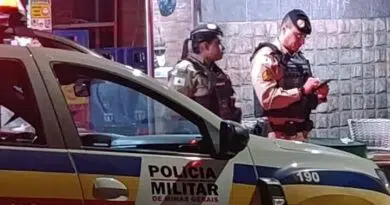 Homem é baleado na cabeça após briga em bar policiais militares durante ocorrencia de tentativa de homicídio