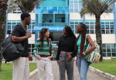UNIFAL-MG abre inscrições para vestibular 2026 para mais de 600 vagas em Poços de Caldas, Alfenas e Varginha universitários da UNINFAL MG
