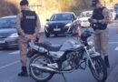 Pedestre é atropelada por moto na Avenida Vereador Edmundo Cardillo pms e moto envolvida em atropelamento
