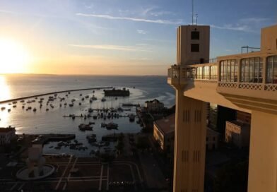 Lei torna Salvador capital simbólica do Brasil em 2 de Julho elevador Lacerda em Salvador