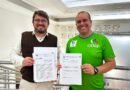 CIDEP é homenageado por resultados nacionais e internacionais Vereador Flávinho e o professor do CIDEP, Eraldo Sandi