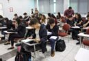 Alunos do Prouni podem solicitar bolsa permanência de R$ 700 por mês estudantes na sala de aula