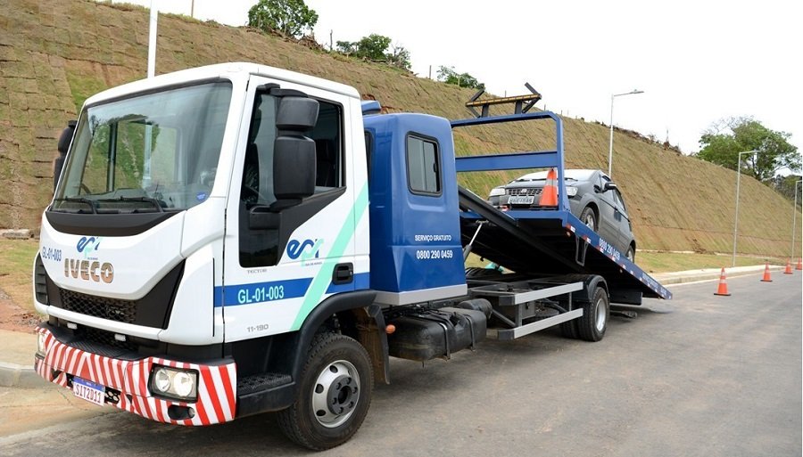 guincho da concessionária EPR Sul de Minas